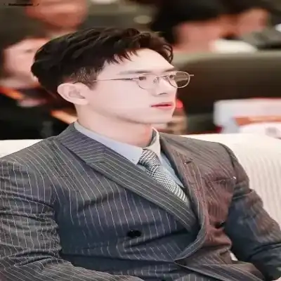 项萱磊